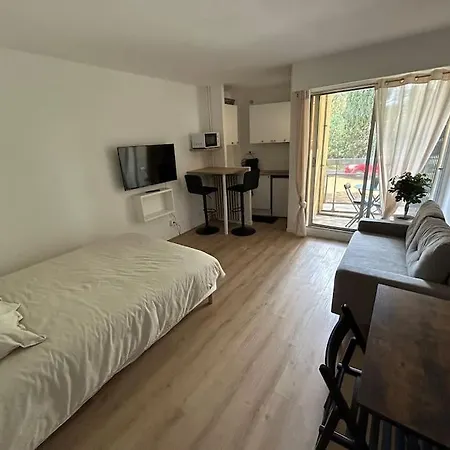 Studio Occitanie-Hopitaux-Facultes & Parking Gratuit Apartment Montpellier Exterior photo